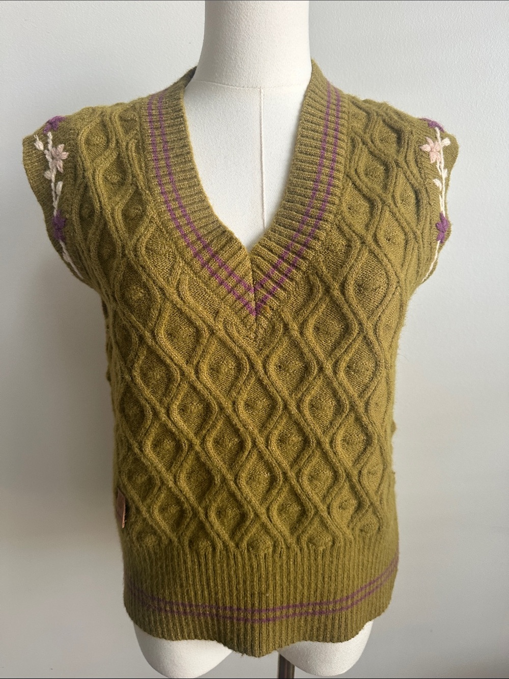Preppy‎ Chunky Cable Knit V-Neck Sweater Vest Women S/M Fairy Cottagecore Earthy